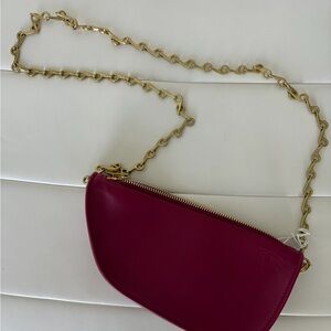 Chic Maroon Burberry Shoulder Bag with Gold Chain